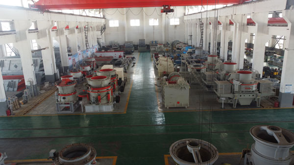 日產3萬噸片麻巖機制砂設備怎么選型？結構原理是什么？